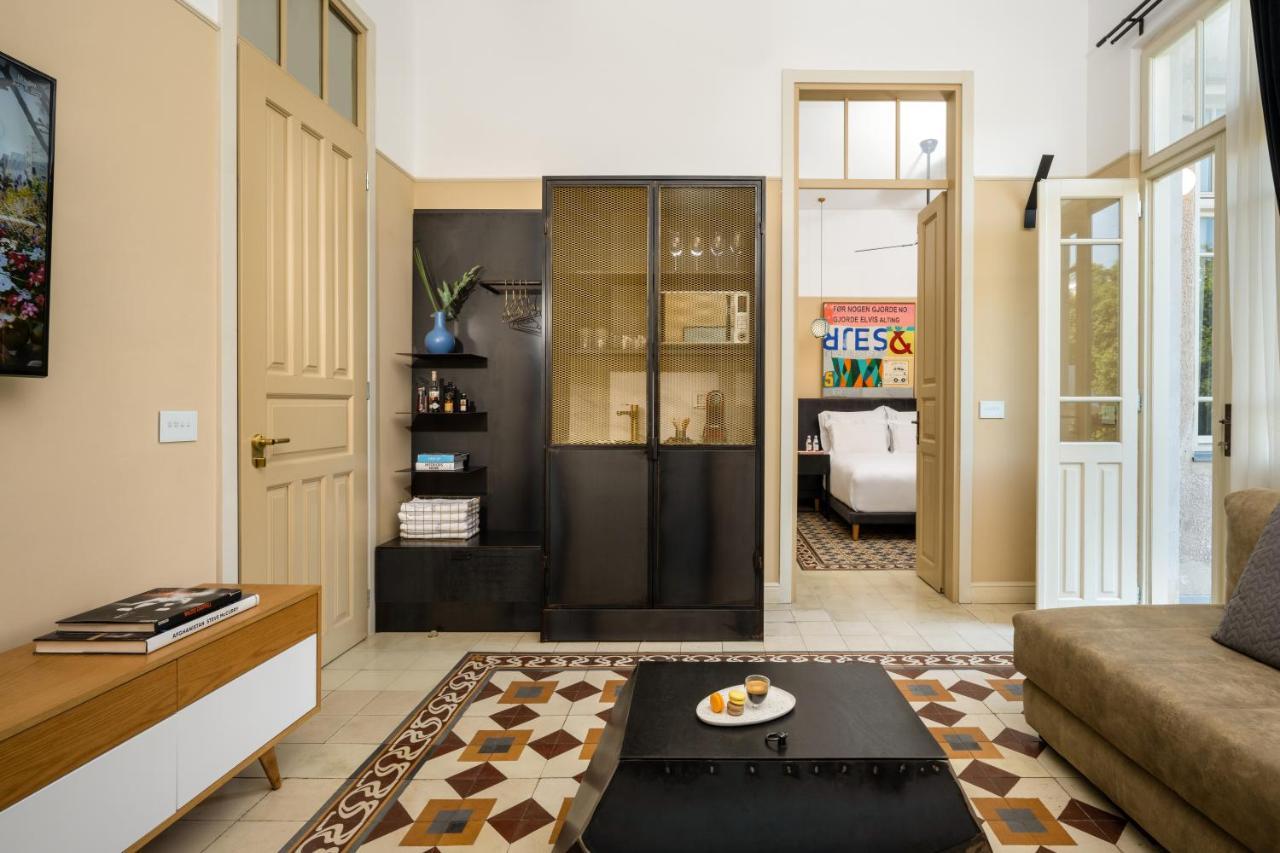 Assemblage Boutique Hotel 4*
